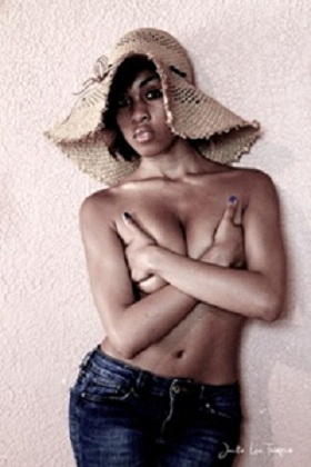 Female model photo shoot of ReGine Johnson by Jackie Thompson