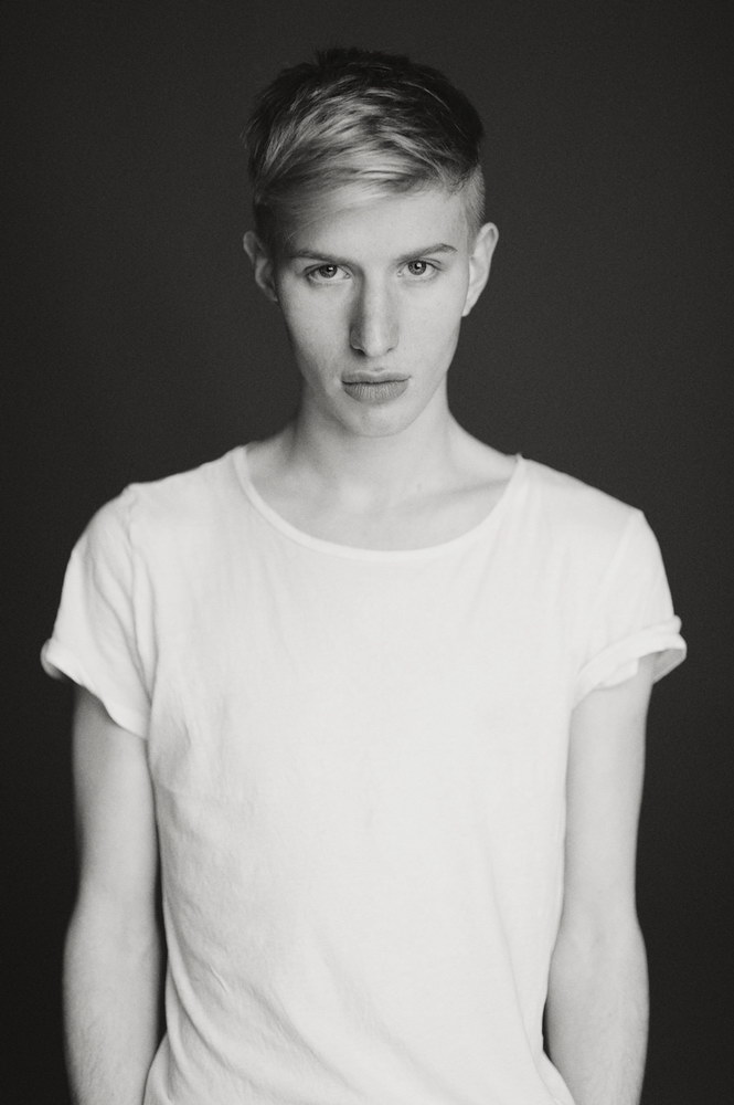 Male model photo shoot of Tomas Januska