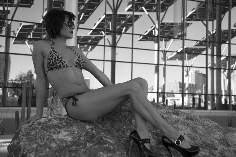 Female model photo shoot of Carlynnm by B Davis - Dreamweaver