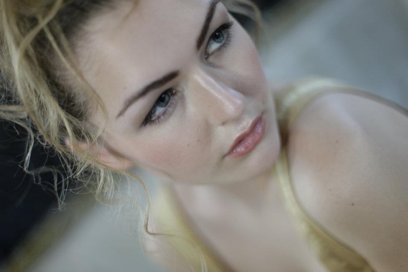 Female model photo shoot of Rose Magnall 