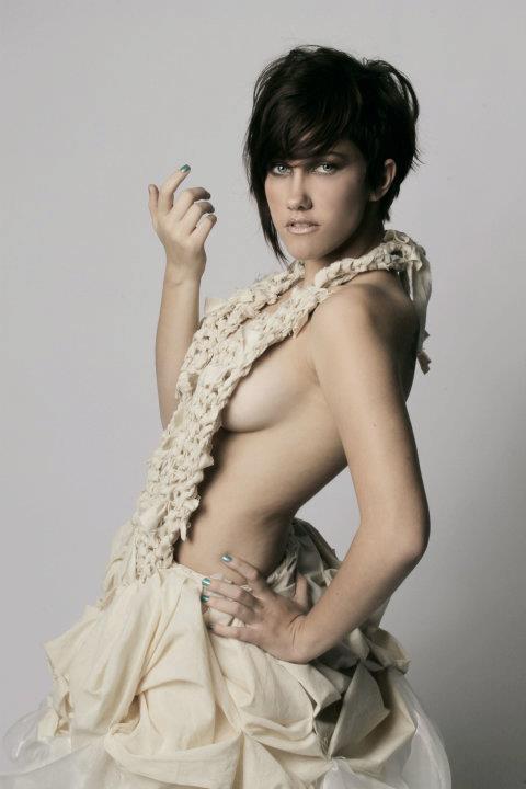 Female model photo shoot of chelsea whytock