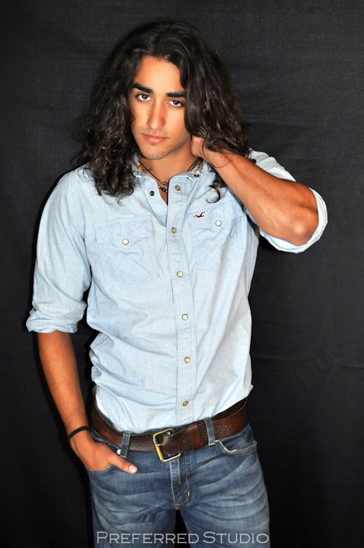 Male model photo shoot of Ian K Nelson