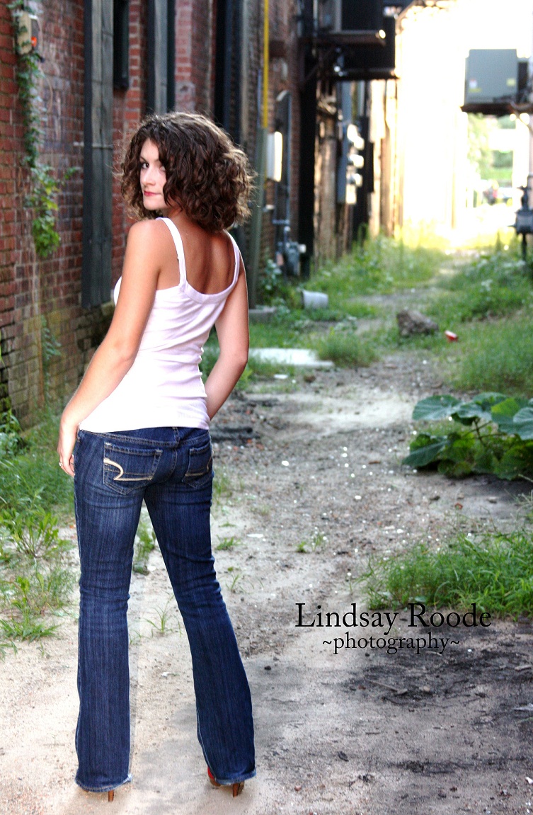 Female model photo shoot of Lindsay R Photography in Elizabeth City, NC