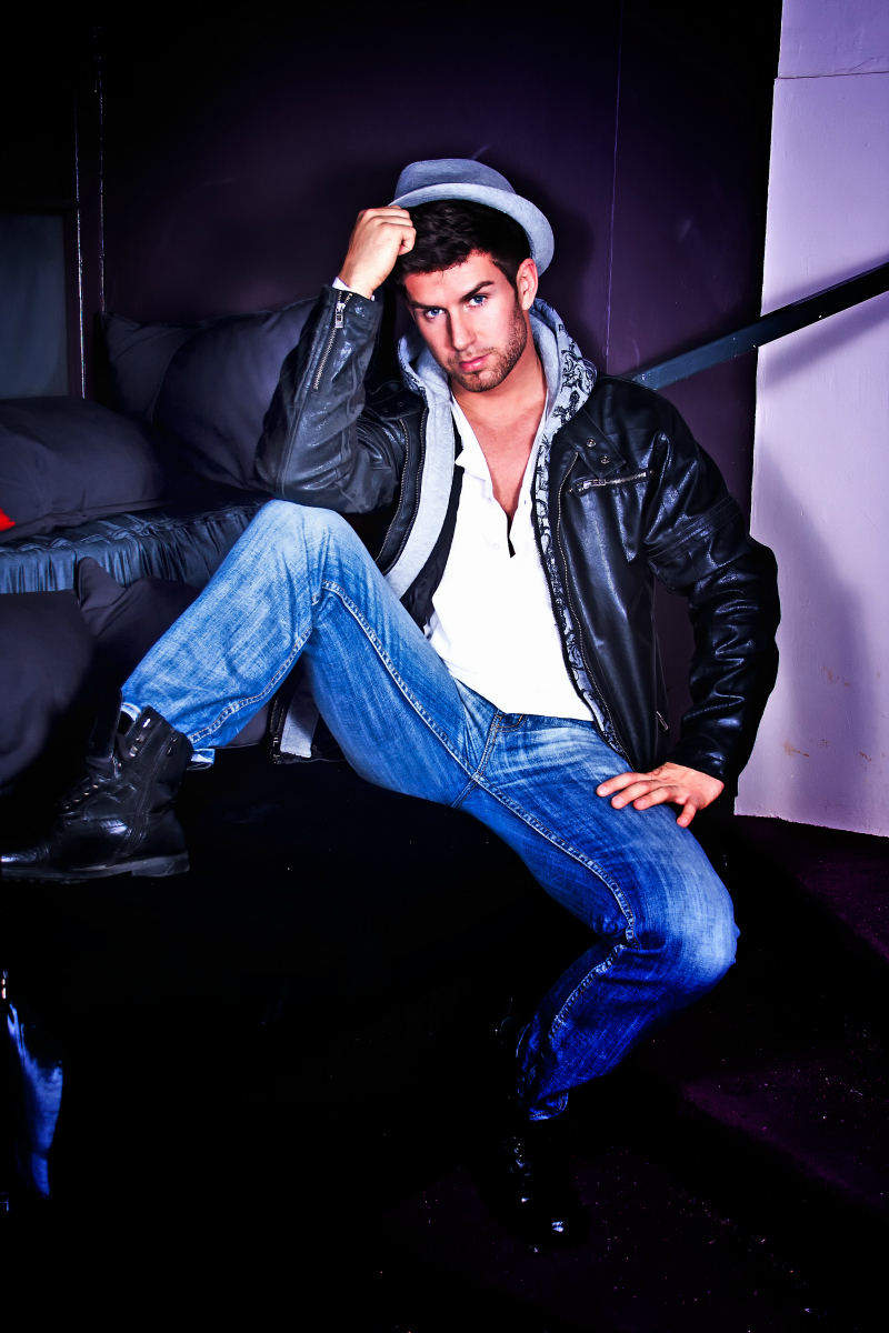 Male model photo shoot of MartinKlos