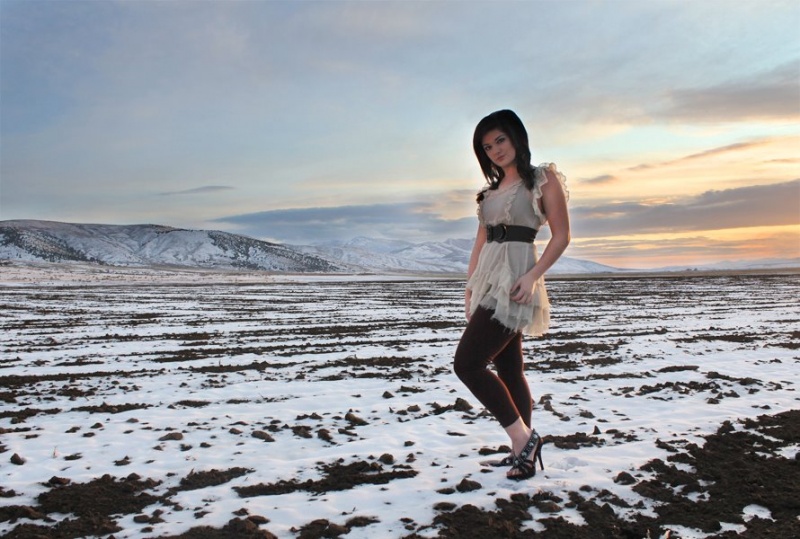 Female model photo shoot of NaKelle in Albion Mountains