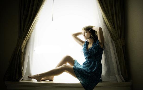 Female model photo shoot of Lakin S by Anthony Hawthorne