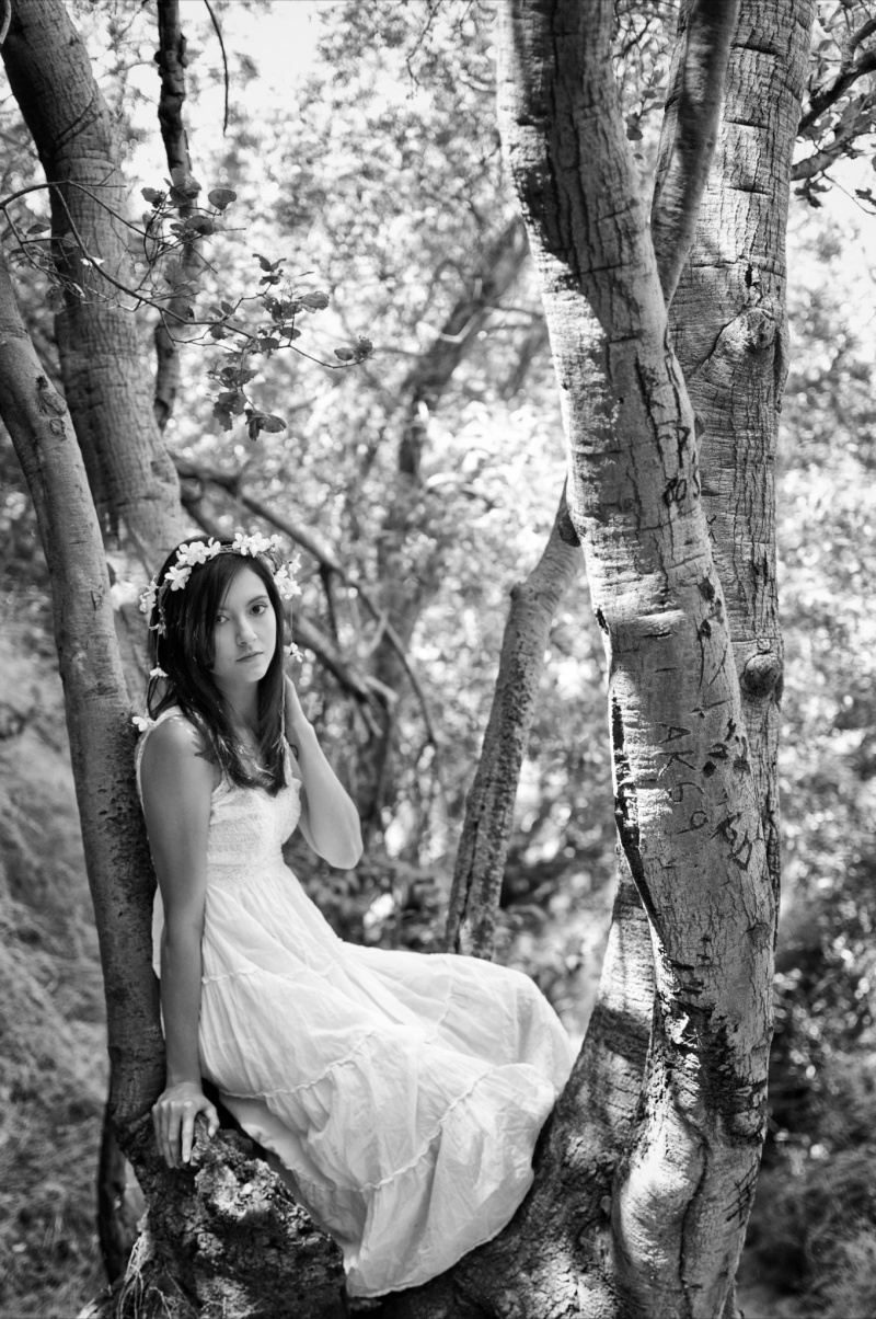 Female model photo shoot of Jelizabeth23 in Fryman Canyon Park