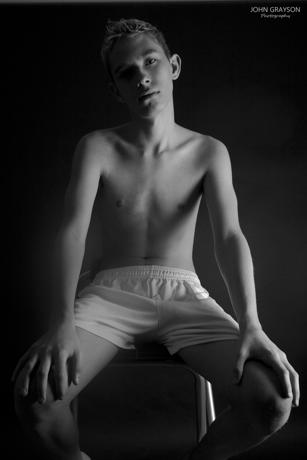 Male model photo shoot of Brandon Carpenter
