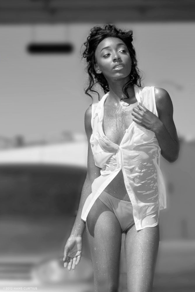 Female model photo shoot of Alaja La shae in Long Beach Ca