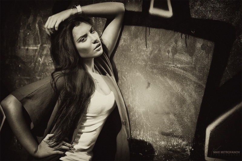 Female model photo shoot of Kristina Mir