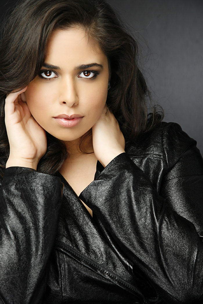 Female model photo shoot of Ranesha M