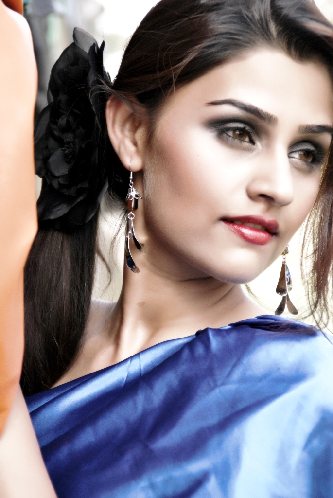 Female model photo shoot of Maitri P