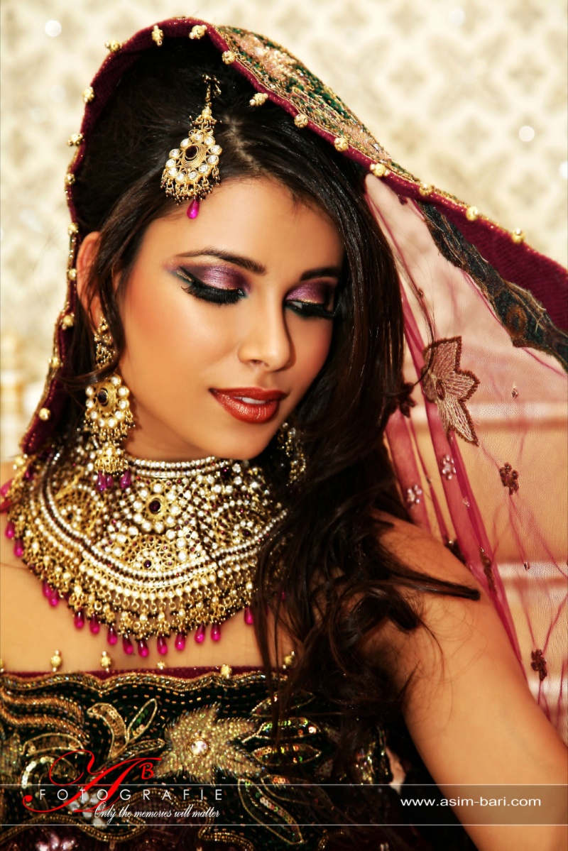 Female model photo shoot of Surya 