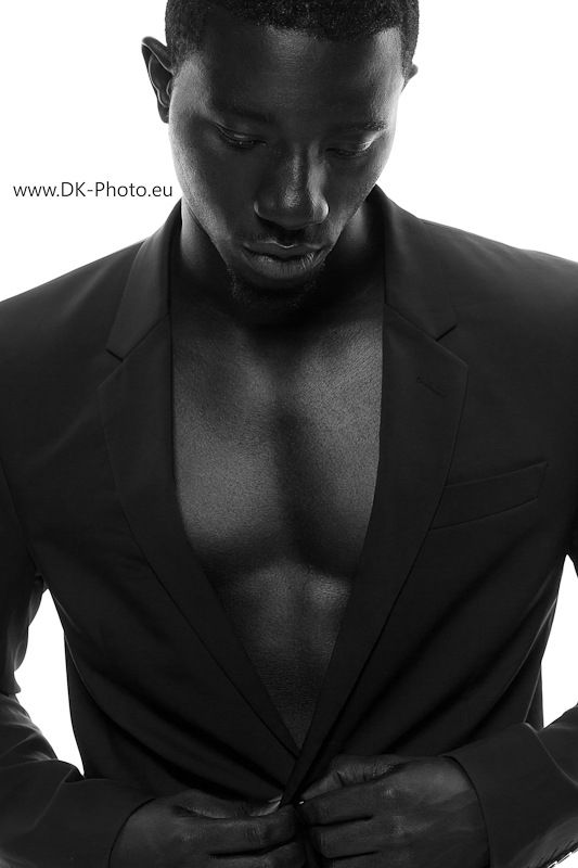 Male model photo shoot of Amare Boachi by Dennis Kornejew