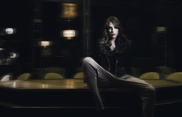 Female model photo shoot of jessica jack by Masonightphoto in Club Vogue