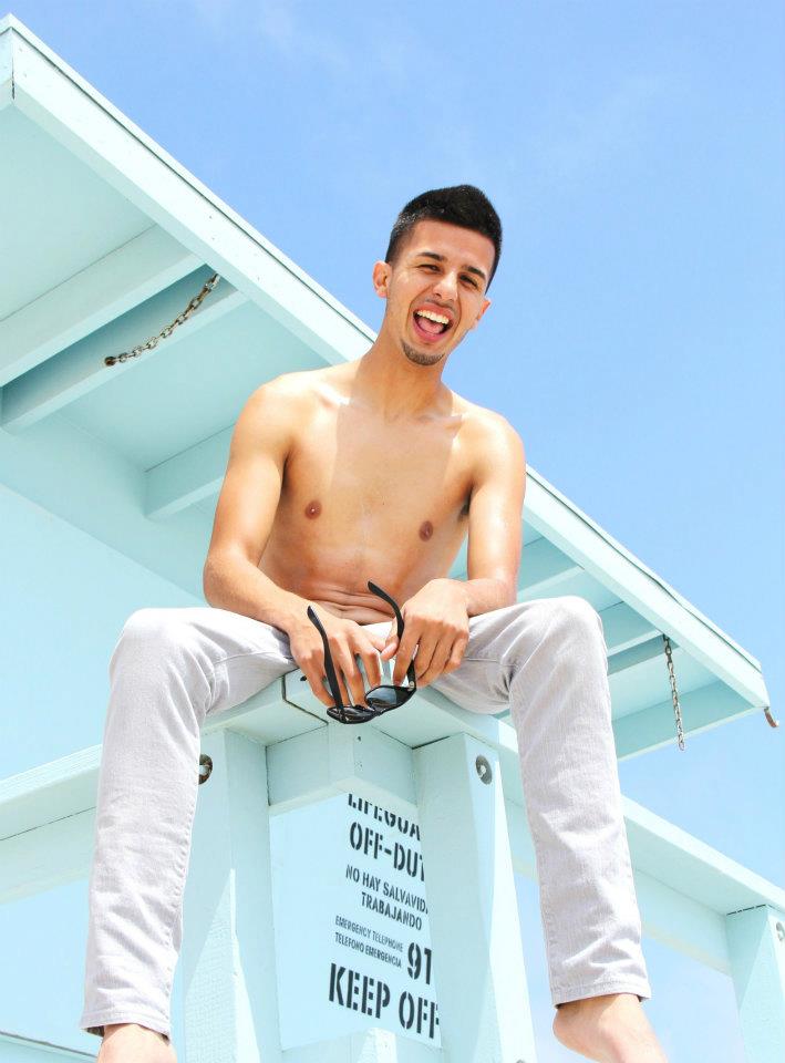 Male model photo shoot of Alberto Roman in Venice Beach, CA