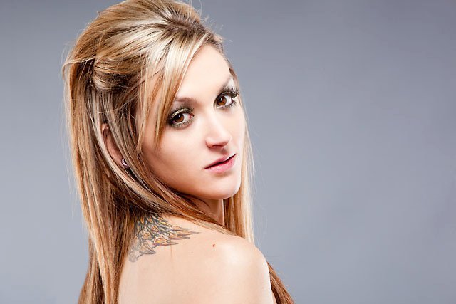 Female model photo shoot of Ashley Puklavetz