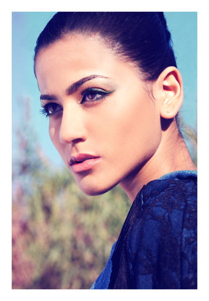 Female model photo shoot of Xiomara Velez Rivera
