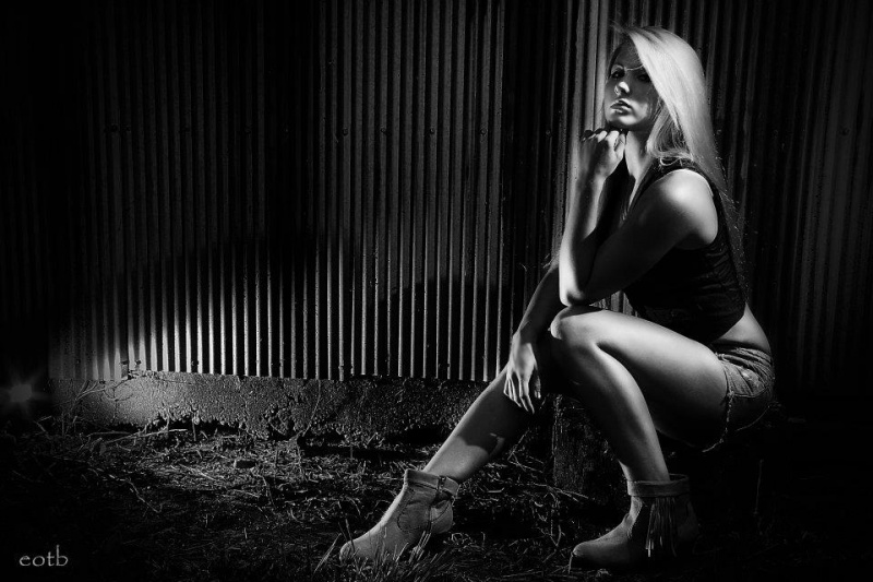 Female model photo shoot of Aleah Lund