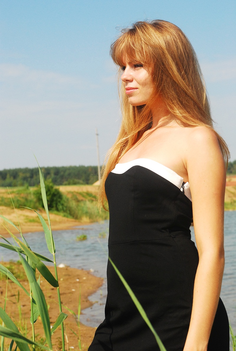 Female model photo shoot of AnnaChymakova
