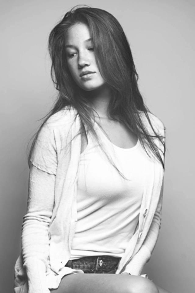Female model photo shoot of Dakota Loren