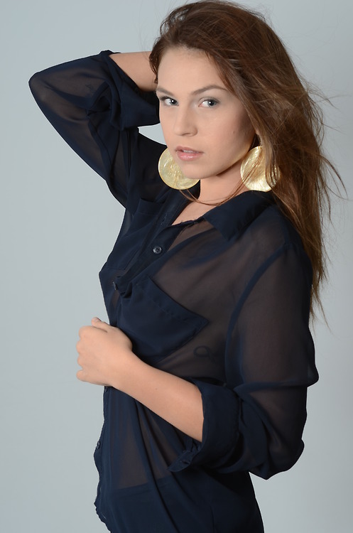 Female model photo shoot of Jordan Radakovitz