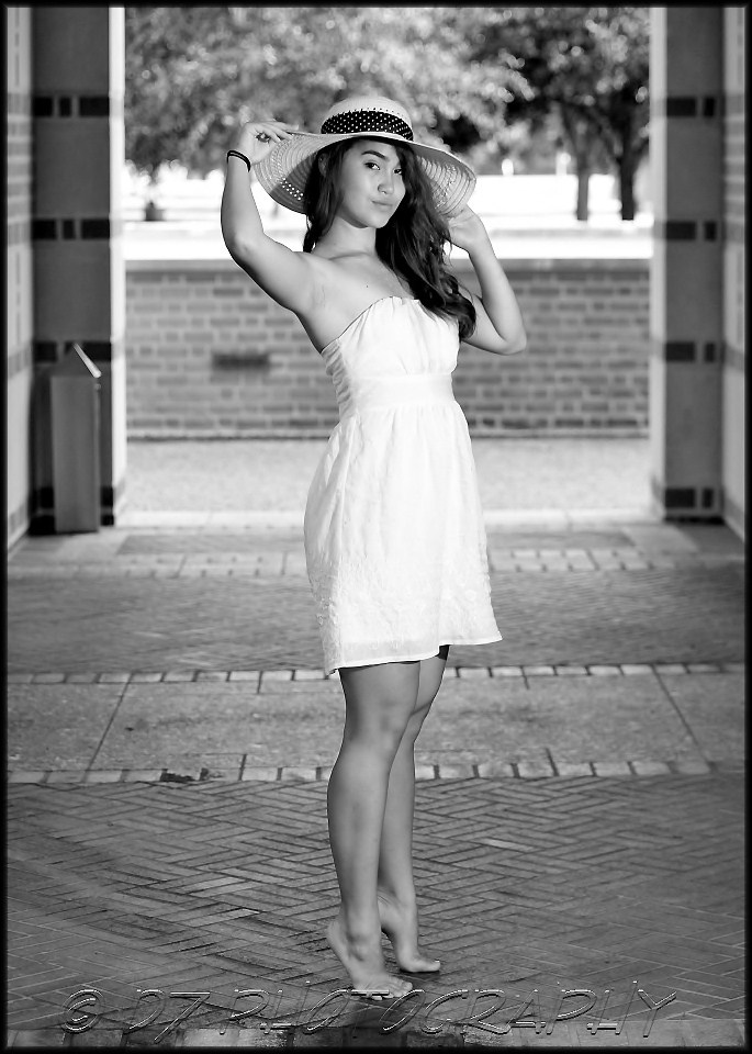 Female model photo shoot of Yvaine Star in Houston, Tx