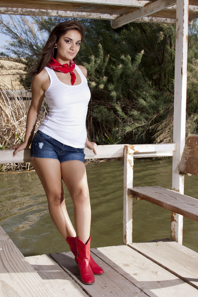 Female model photo shoot of Miranda Cortez in Fountain Springs, CA