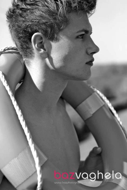 Male model photo shoot of Nathan Josh 
