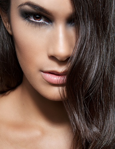 Female model photo shoot of Natalia  Carolina