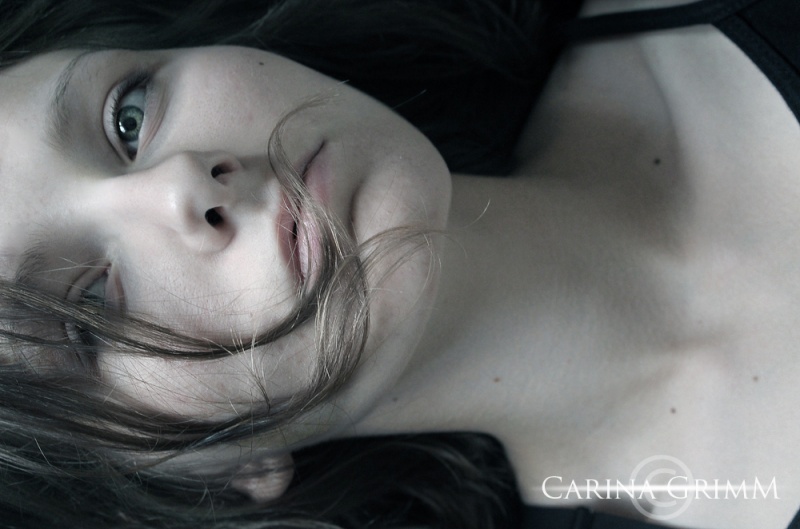 Female model photo shoot of Carina Grimm