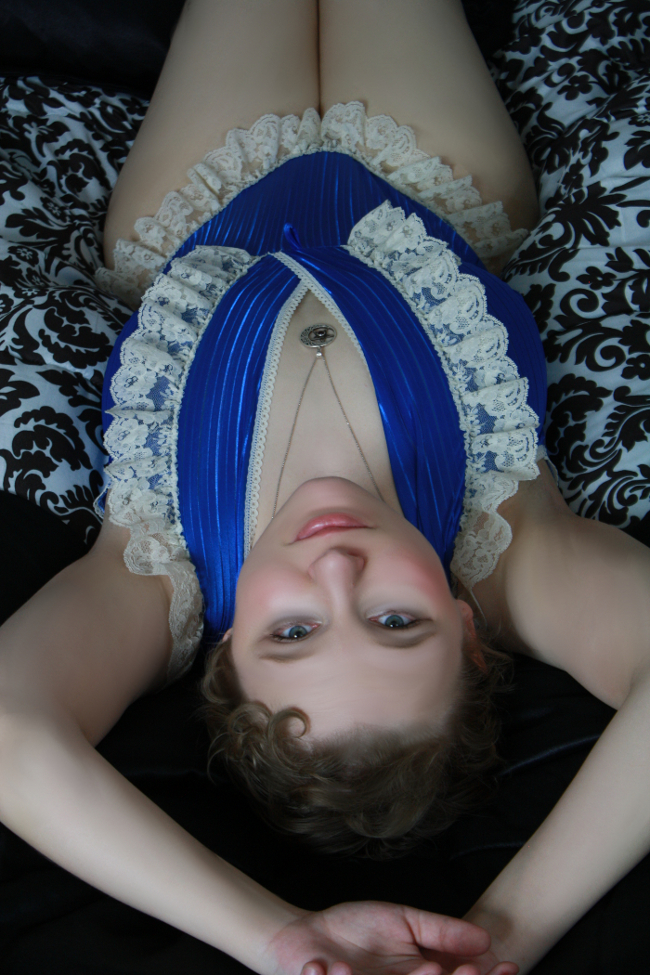 Female model photo shoot of Loona Wynd by Akelis Studios 