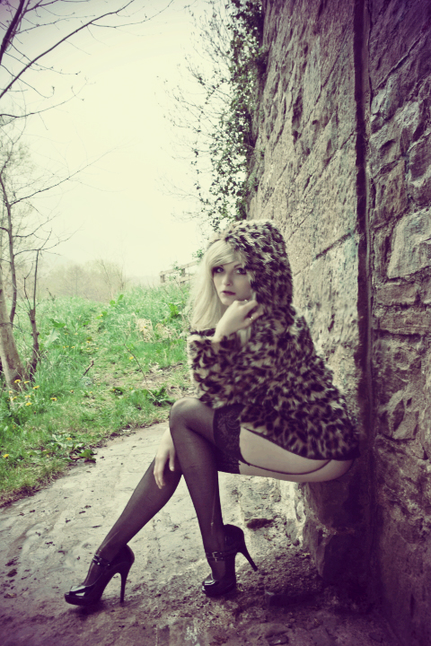 Female model photo shoot of Lilly-Rae in Abergavenny
