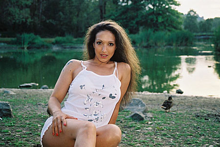Female model photo shoot of Linda Cusmano in Jericho Beach