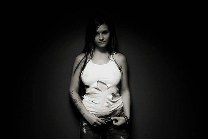 Female model photo shoot of ElizabethSK by Dax Photography