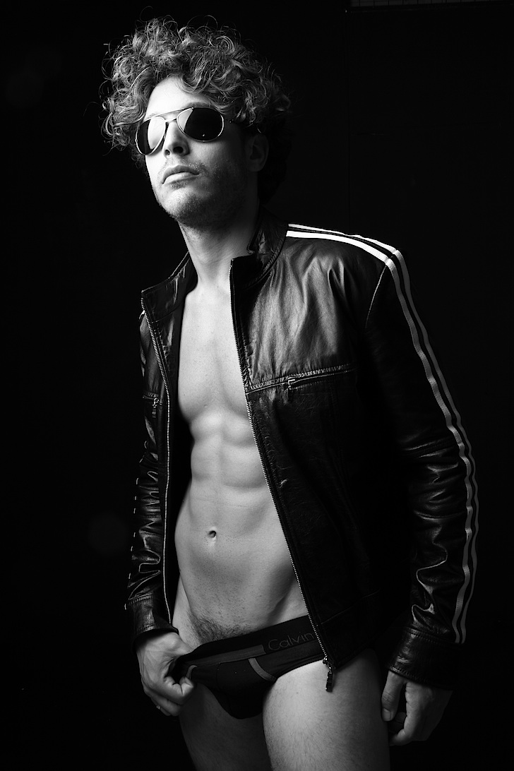 Male model photo shoot of Alex Wilcox