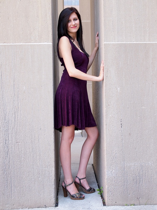 Female model photo shoot of Samantha Daisy by MartyO