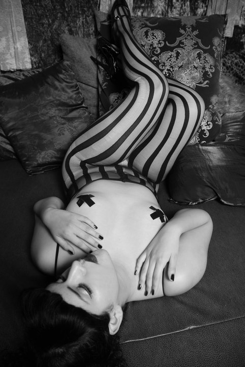 Female model photo shoot of Gwendolyn Khmurov