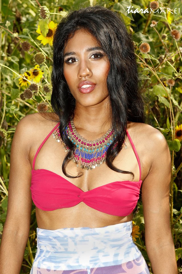 Female model photo shoot of Manesha in Houston