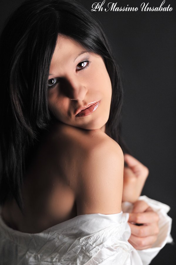Female model photo shoot of AleXandraStylex
