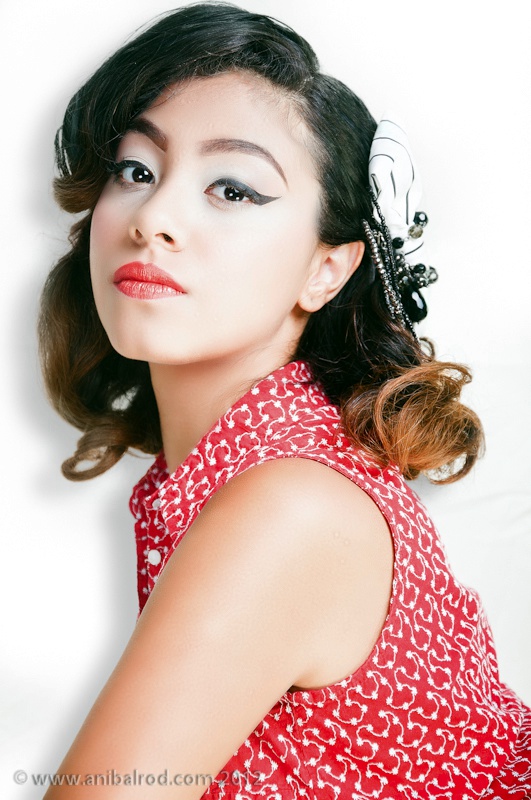 Female model photo shoot of SweetSmileYuffie, retouched by AnibalRod Retouching