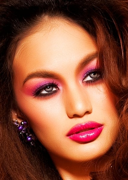 Female model photo shoot of Nina Dumpa Mua