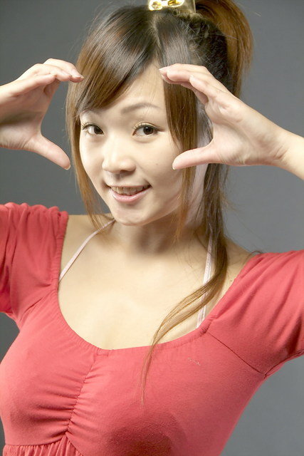 Female model photo shoot of Apple Chen