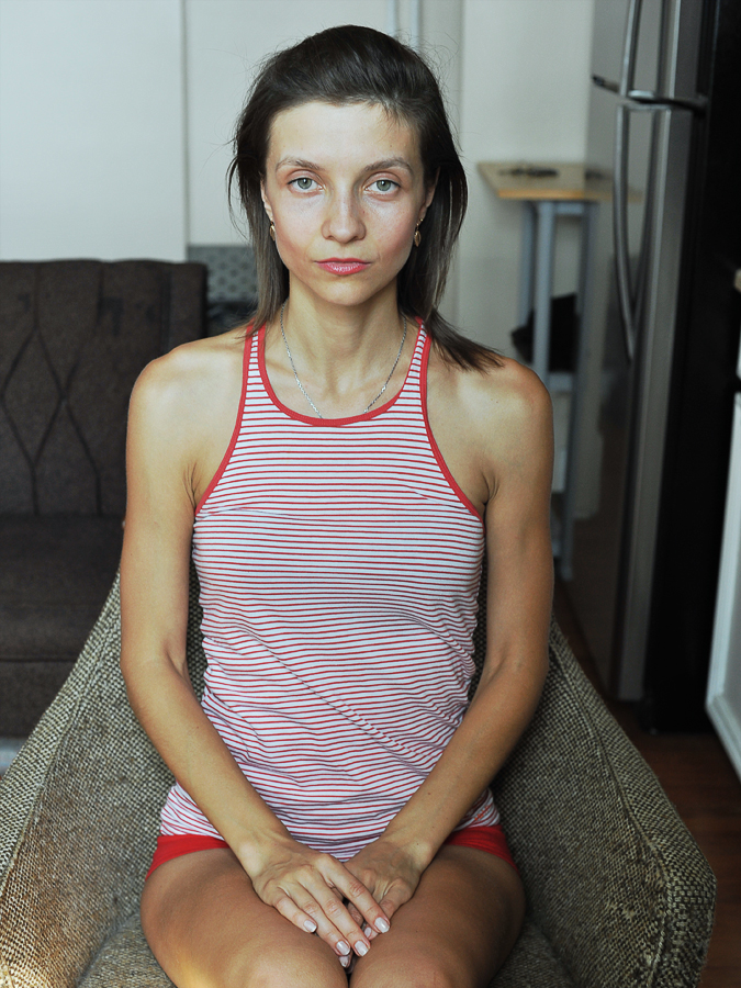 Female model photo shoot of Larysa by Hugo Brown