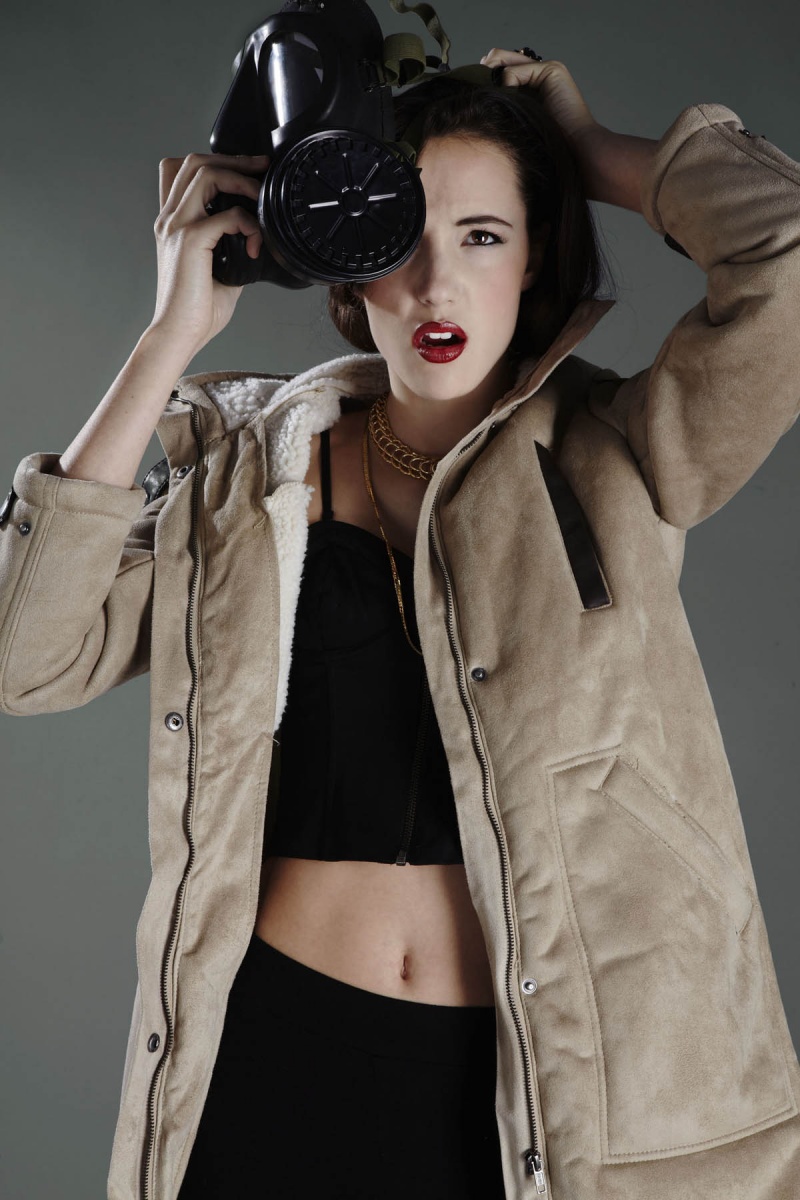 Female model photo shoot of Beth Woodward