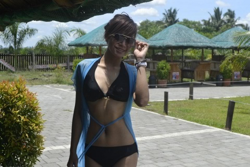 Female model photo shoot of ren fajardo in lado del rio Resort