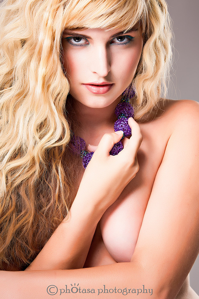 Female model photo shoot of Kailah Rayne by Photasa Photography