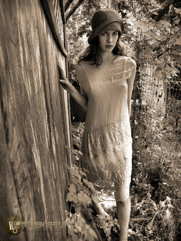 Female model photo shoot of Gwendolyn  in Oregon