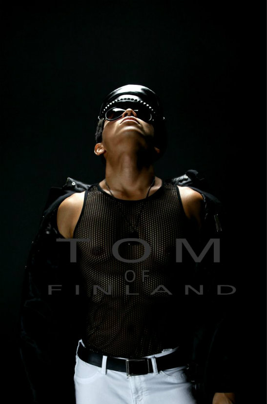 Male model photo shoot of Dondi Sison