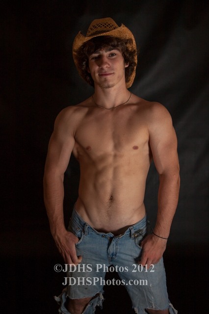 Male model photo shoot of Will Peckham